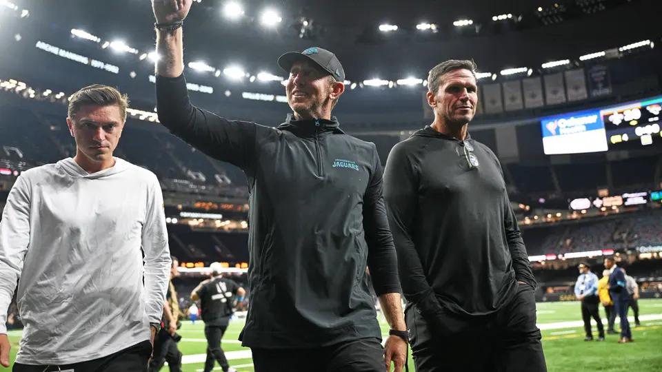 Liam Coen, entrenador en jefe de los Jacksonville Jaguars | AP