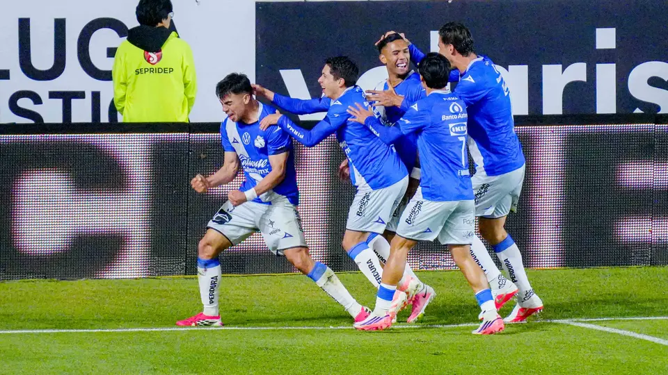Puebla vence a Pachuca en su casa | Imago7