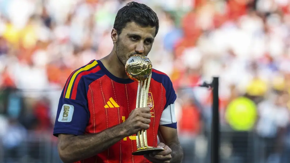 ¡Se acerca su presentación! Rodri ya firmó con Barcelona