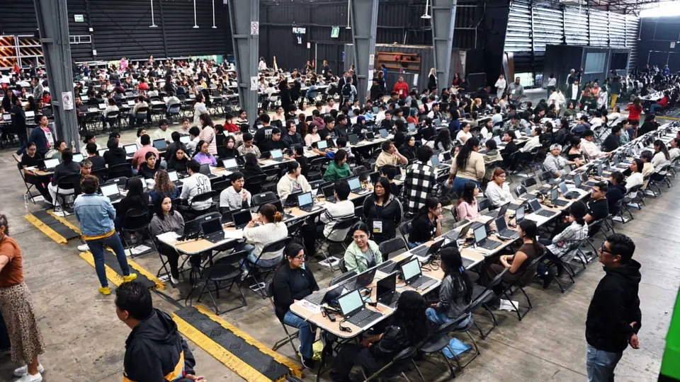 La UNAM aplicó un nuevo examen presencial para validar el proceso de admisión 2026 / X: @UNAM_MX