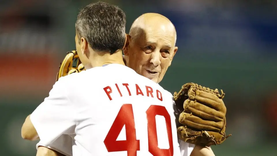 Bill Rasmussen en un partido de los Boston Red Sox contra los New York Yankees | AFP