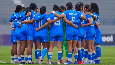 Secretaría de las Mujeres condena violencia contra futbolistas de Cruz Azul Femenil
