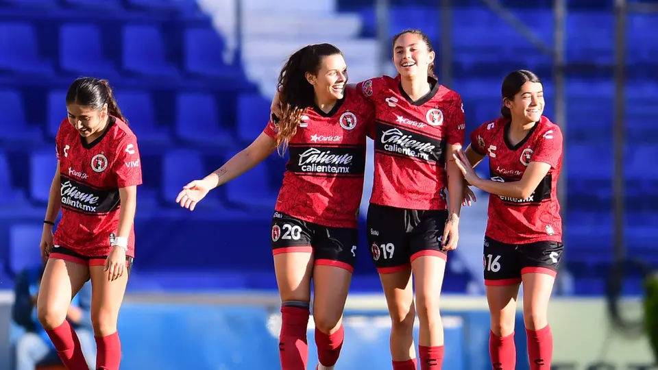 Xolas celebra una anotación | Mexsport