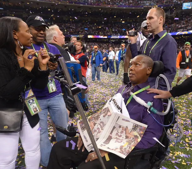 O.J. Brigance en un juego de Ravens | NFL