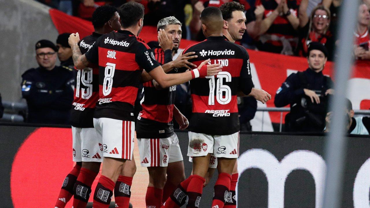 Flamengo avanza a semifinales de la Copa Libertadores tras sufrir ante Independiente