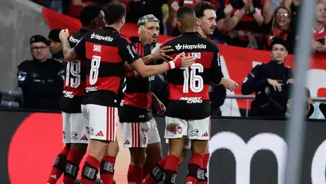 Flamengo sufre ante Independiente pero avanza a Semifinales de la Copa Libertadores