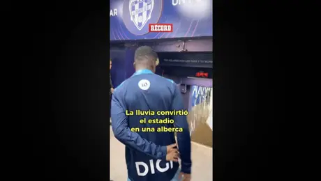 ¡Impresionante! Estadio Ciutat de Valencia bajo el agua