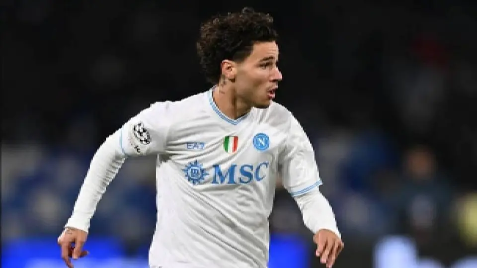 Antonio Vergara con Napoli | IG:@antonio_vergara03
