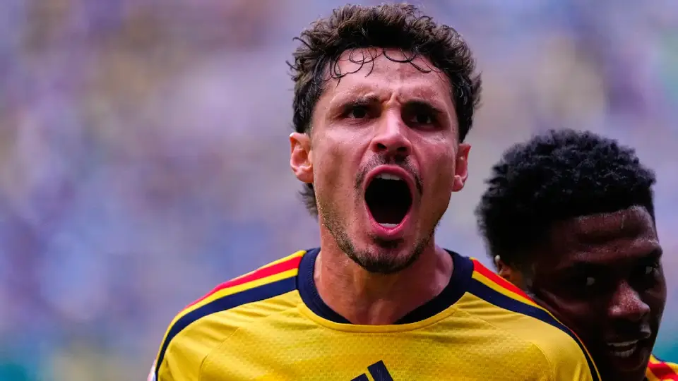 Raphael Veiga manda ‘advertencia’ a Chivas