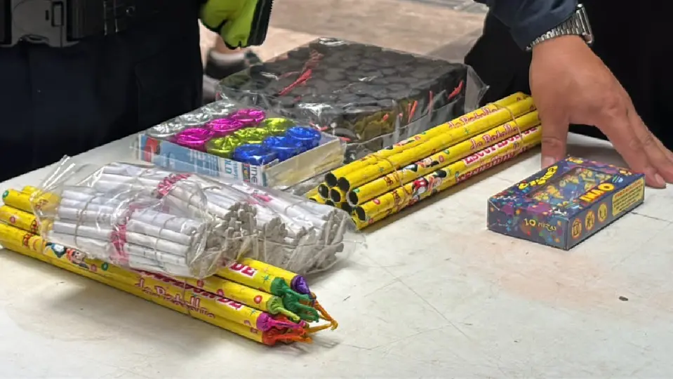 En el operativo “Cero Pirotecnia” fueron asegurados 548 kilogramos de artículos pirotécnicos / FB: @MetroCDMX