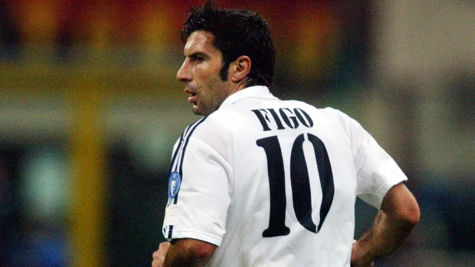 Barcelona descarta a nuevo patrocinador por su asociación con Luís Figo