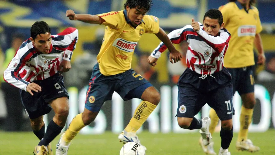 Ramón Morales en un partido entre América y Chivas | MEXSPORT