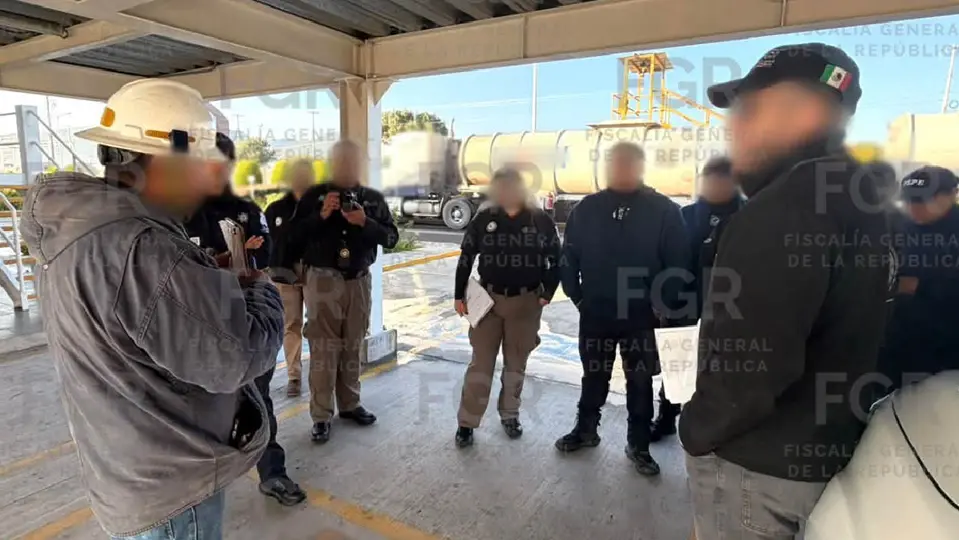 Un operativo realizado en Guanajuato derivó en el aseguramiento de más de 59 millones de litros de hidrocarburo / Especial