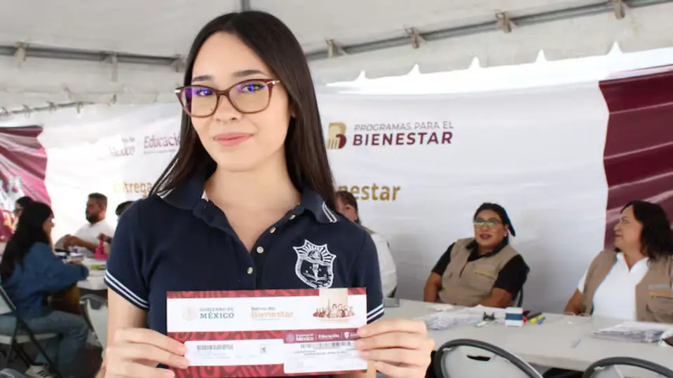 Estudiantes de bachillerato podrán solicitar la Beca Universal Benito Juárez para el ciclo escolar 2026-2027 / Gob Mx