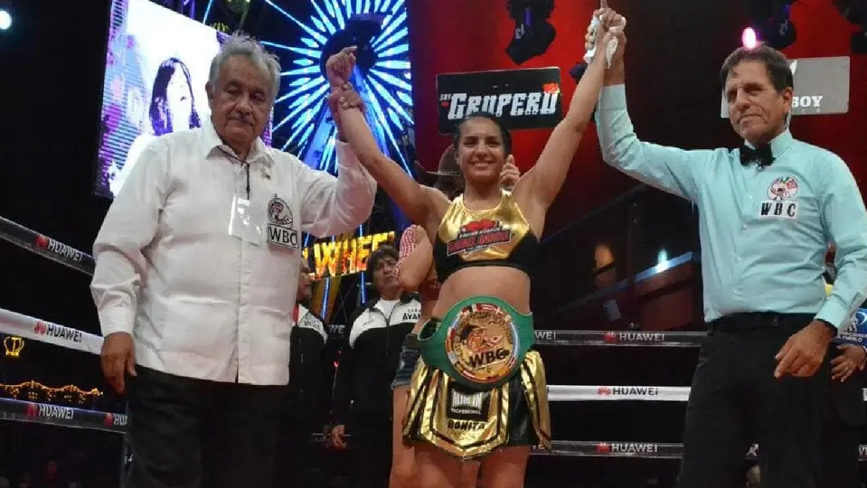 Bonita Fernández tras una importante victoria en el ring | X: @DianaBoxbonita
