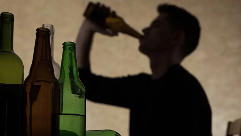 Tragedia por alcohol adulterado: casi 50 personas pierden la vida