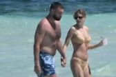 Travis Kelce responde a las críticas sobre su peso durante sus vacaciones con Taylor Swift