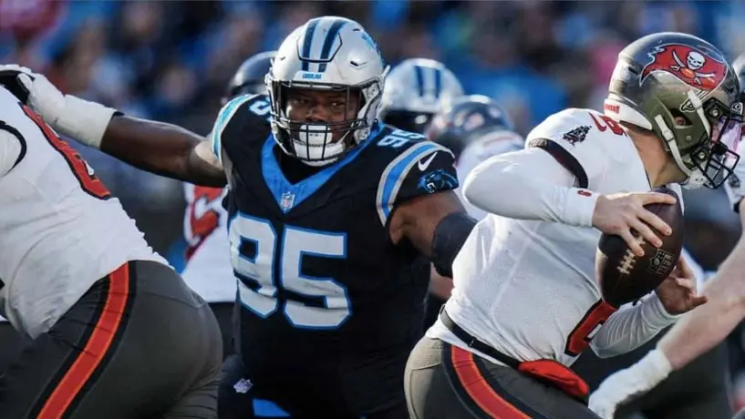 Derrick Brown firma extensión con los Carolina Panthers por 96 millones en cuatro años