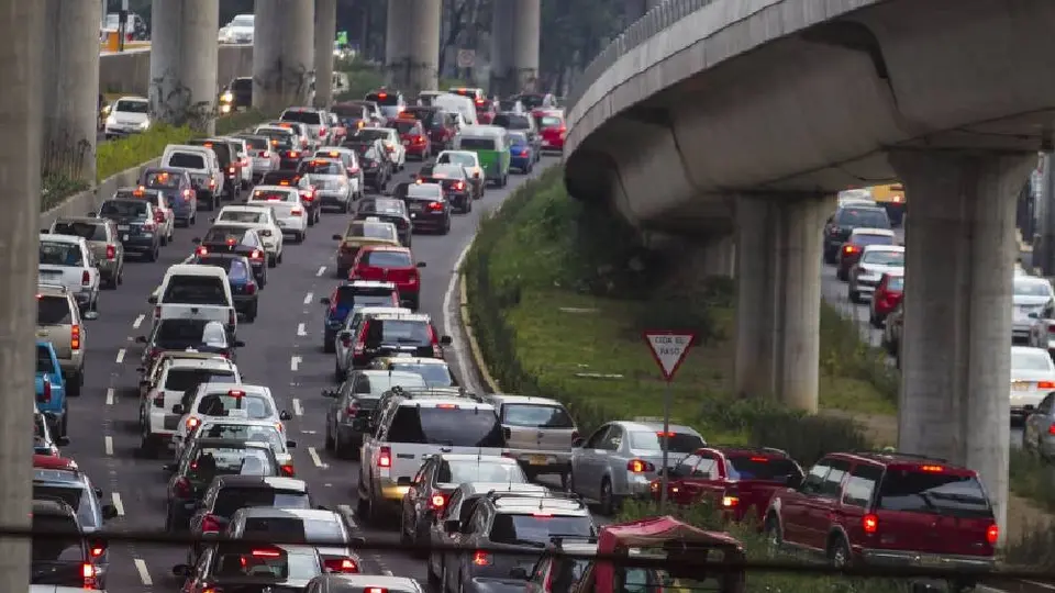 Hoy No Circula: 26 de marzo. ¿Qué vehículos descansan este martes?