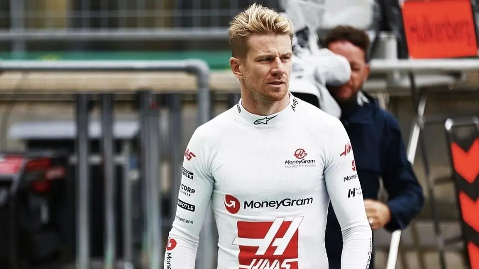 ¿Hulkenberg lanza comentario 'racista' hacia Checo Pérez?: “Estaba durmiendo la siesta mexicana”