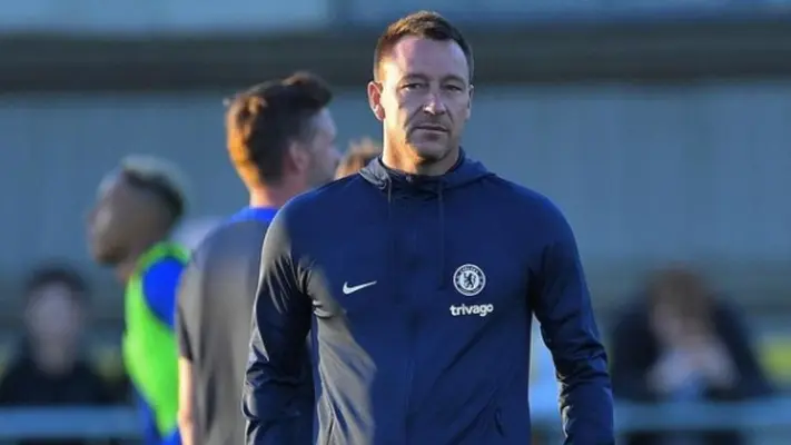 John Terry publica atrevida foto previo a la Final de la Carabao Cup