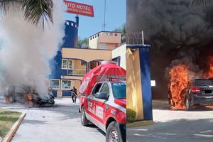 ¡San Valentín está que arde! Se incendia camioneta en entrada de motel: VIDEO