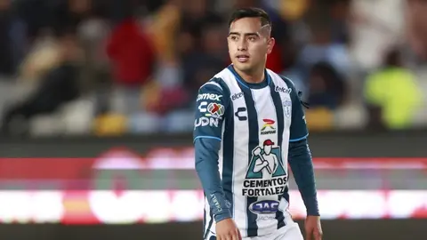 'Chiquito Sánchez sin ofertas de Europa ni de Chivas': Armando Martínez en RÉCORD+