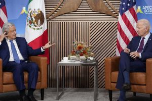 Casa Blanca desmiente investigación contra AMLO