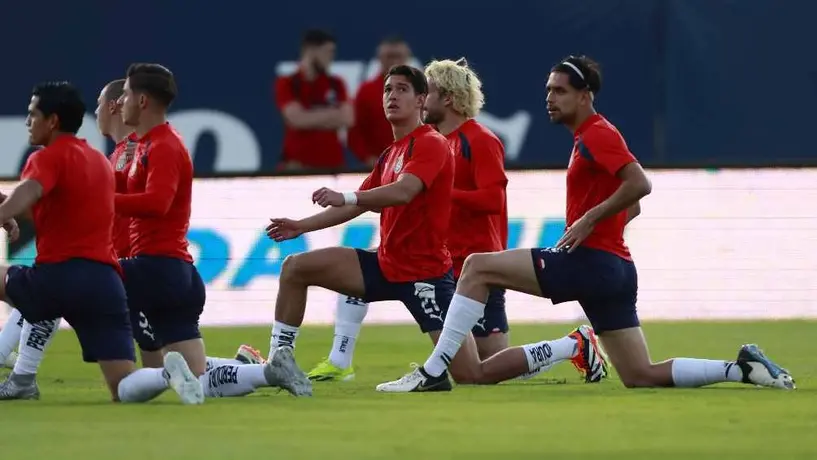 Chivas entrenó en San Luis antes de viajar a Toronto para la Concachampions