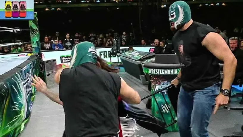 Lane Johnson y Jason Kelce prometen regresar el domingo a WrestleMania XL