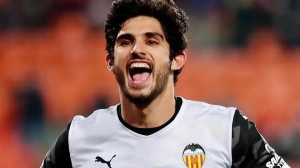 Premier League: Preparan arribo de Gonçalo Guedes; deja el plantel del Valencia