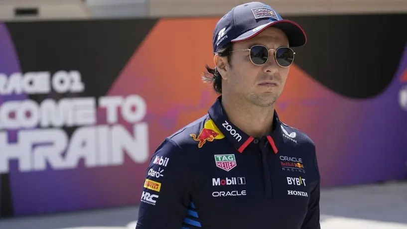 Checo Pérez previo al Gran Premio de Australia: "El coche no es muy cómodo para mí"
