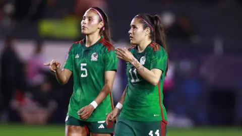 ¡Orgullo mexicano! Karen Luna y Lizbeth Ovalle en el '11 ideal' de la Copa Oro W