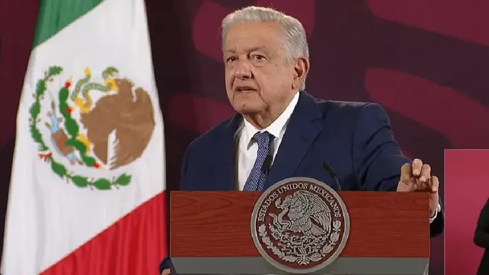 AMLO vs New York Times: No ve error en divulgar teléfono de periodista