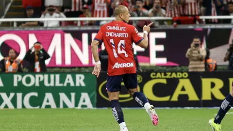 Chicharito Hernández tras debutar con Chivas: 'Me volví a sentir futbolista y eso no tiene palabras'