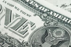 ¿Cambiarás dólares? Checa cómo amanece el peso este 15 de marzo