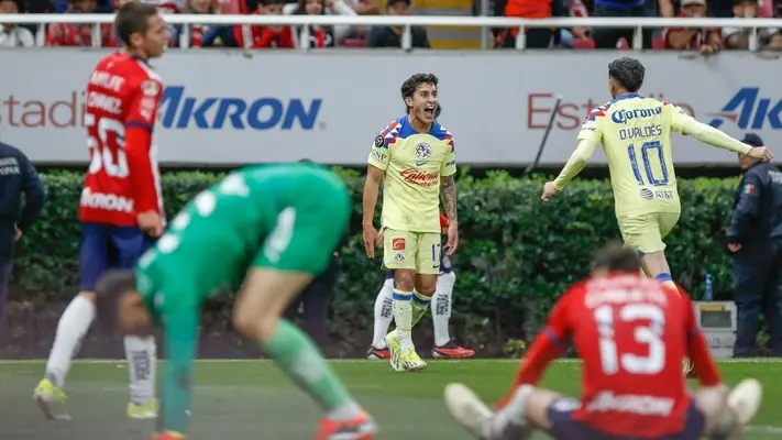 "Chivas estaba cag...do de miedo ante América", analistas tras la goleada en Concachampions