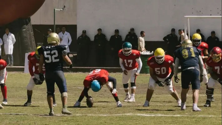 Reclusos se enfrentan a policías en duelo de futbol americano del Tazón Humanista