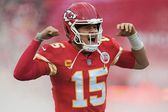 Papá de Patrick Mahomes: "Todavía no está al nivel de Tom Brady, pero va por buen camino"