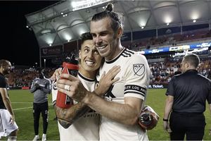 Video: Gareth Bale 'cambió' el futbol para también jugar al beisbol