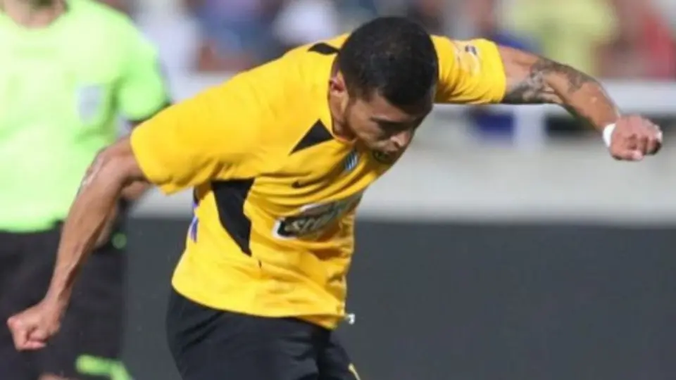 Orbelín Pineda: Anotó su primer gol con el AEK Atenas en partido amistoso