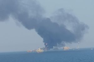 Reportan explosión en plataforma petrolera de Campeche; hay 9 heridos