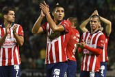 Raúl Martínez es baja con Chivas, sufrió un esguince en el tobillo izquierdo