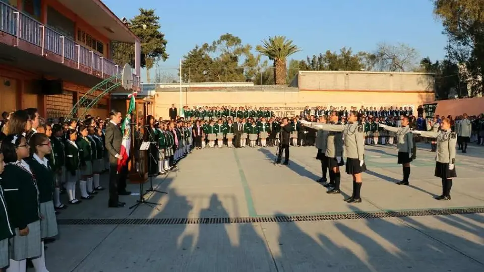 ¿Hay clases este lunes 15 de abril de 2024? Aquí te contamos
