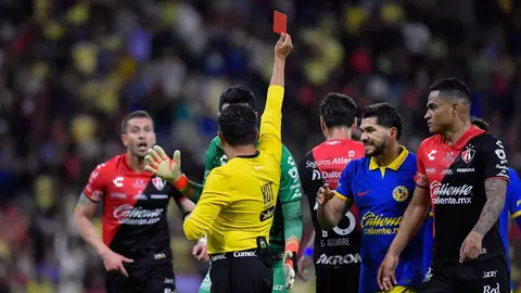 Beñat San José tras perder ante América: "La expulsión destruyó el partido"