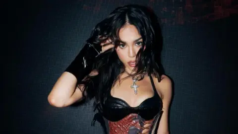 Danna Paola se presentará en el Tazón México VII de la LFA