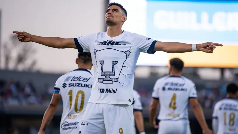 ¡Sale cara la victoria! Pumas golea a Santos, pero pierde a Caicedo y Magallán