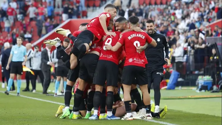 Javier Aguirre tras alejarse ocho puntos del descenso: "No es definitivo, con 30 puntos no alcanza"