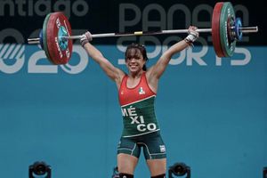 Janeth Gómez, halterista mexicana, aseguró su lugar en los Juegos Olímpicos de París 2024
