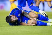 ‘Toro’ Fernández se rompe ligamentos cruzados; Cruz Azul lo pierde el resto del torneo